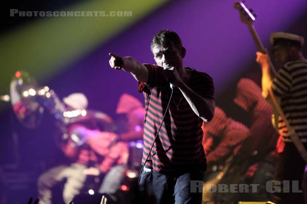 GORILLAZ - 2010-11-23 - PARIS - Zenith - 